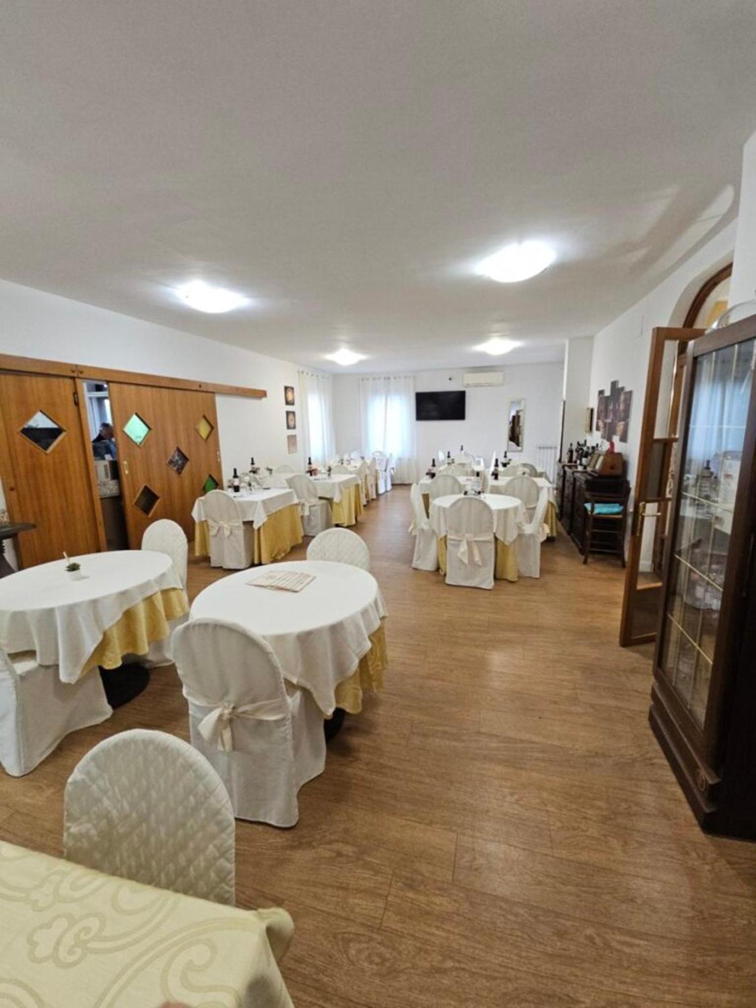 Hotel Mazzocchetti Citta Sant'Angelo Εξωτερικό φωτογραφία