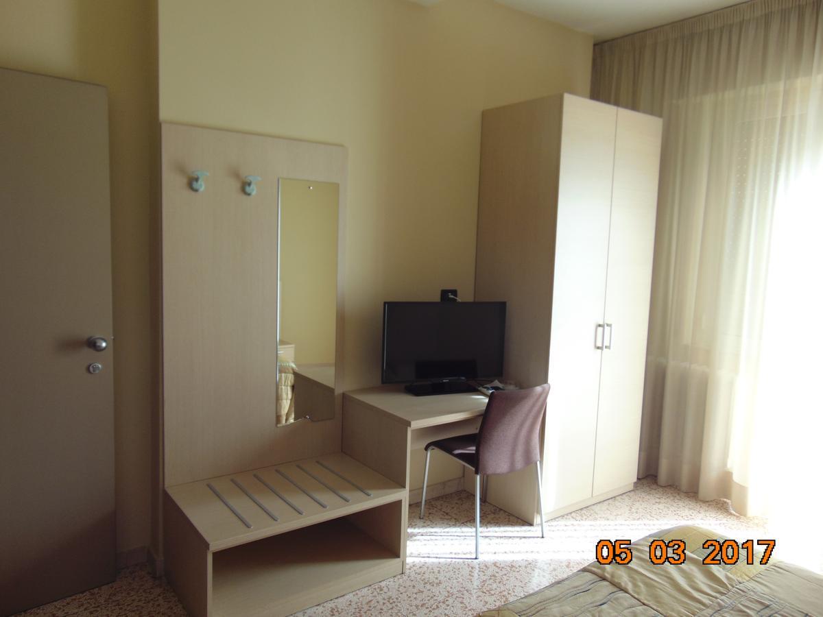 Hotel Mazzocchetti Citta Sant'Angelo Εξωτερικό φωτογραφία