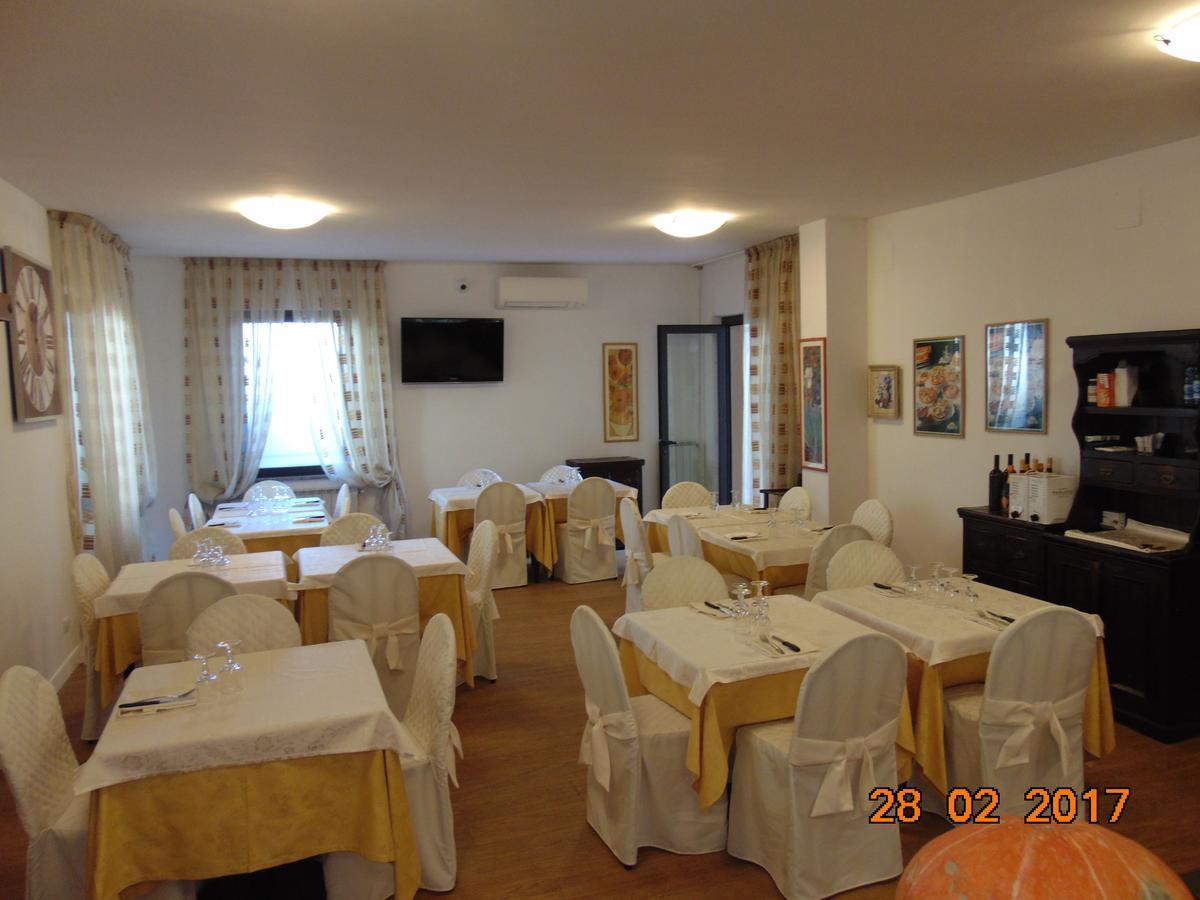 Hotel Mazzocchetti Citta Sant'Angelo Εξωτερικό φωτογραφία