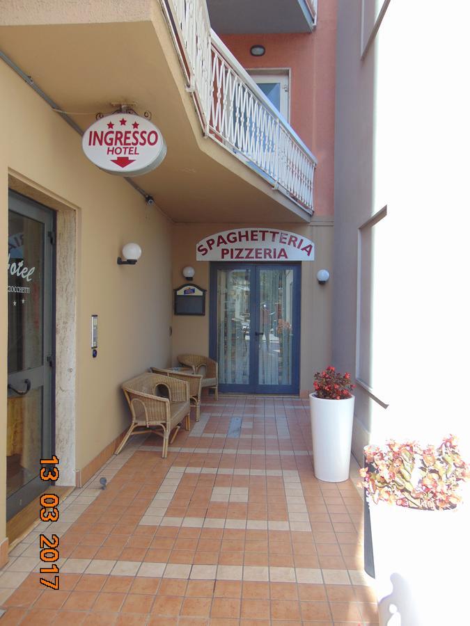Hotel Mazzocchetti Citta Sant'Angelo Εξωτερικό φωτογραφία